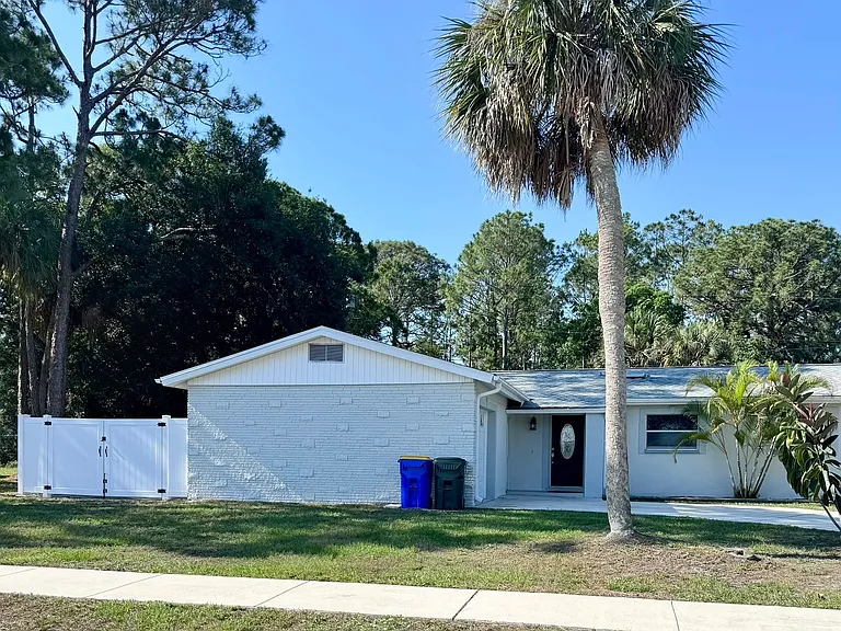1033 Hermosa Dr — Photo 24