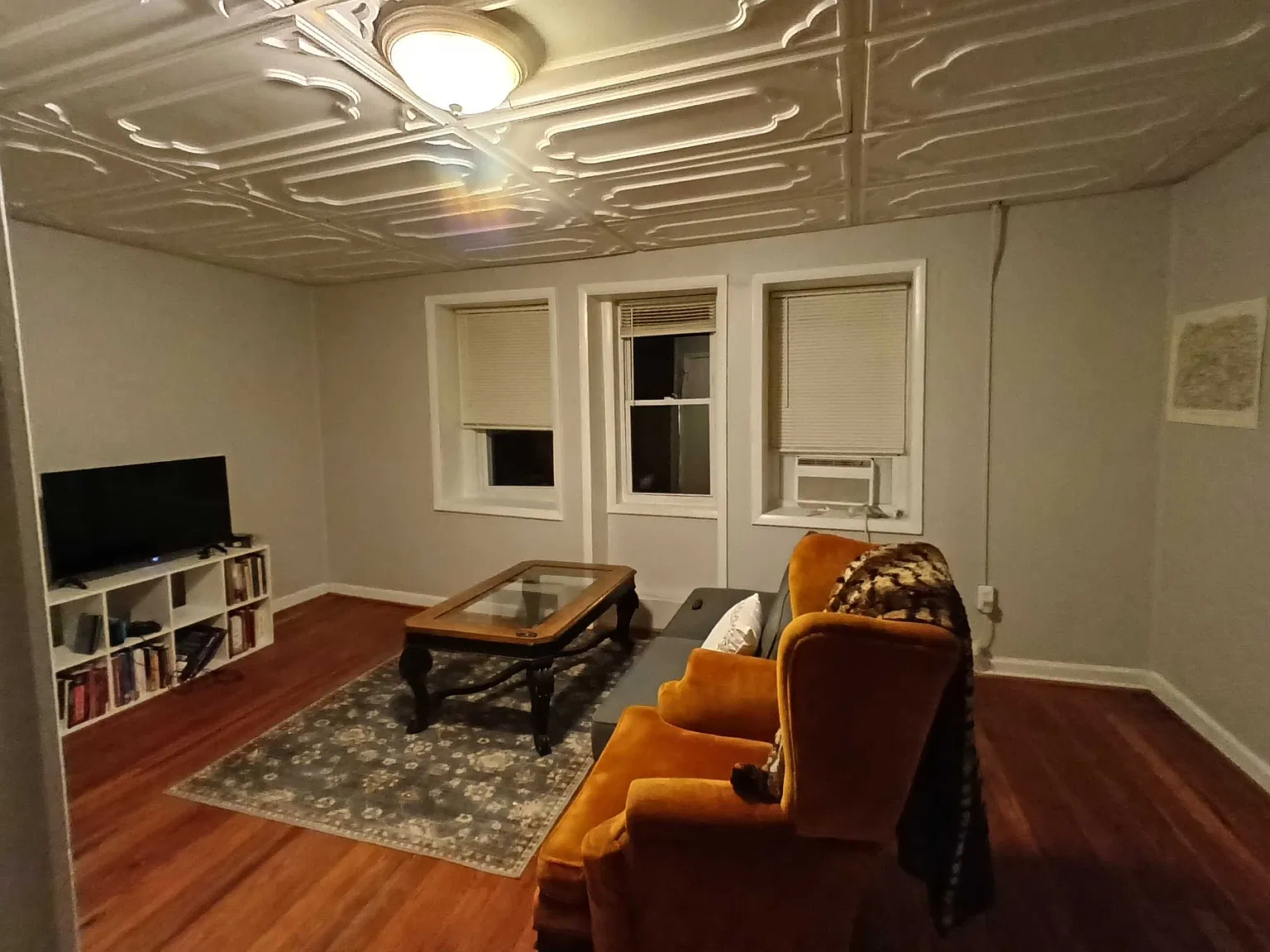 2 bed, 916 sqft, $879 — Photo 2