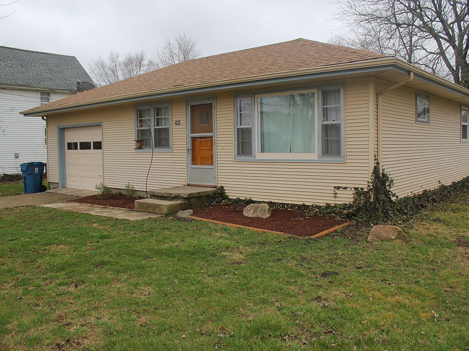 1st image of 304 N Columbia St