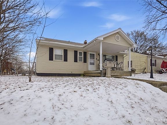 2nd image of 2804 Lowman St