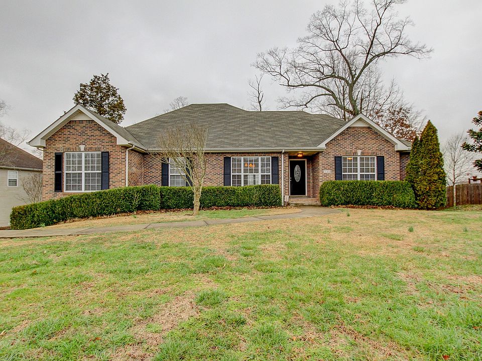 1st image of 735 Cedar Grove Ct