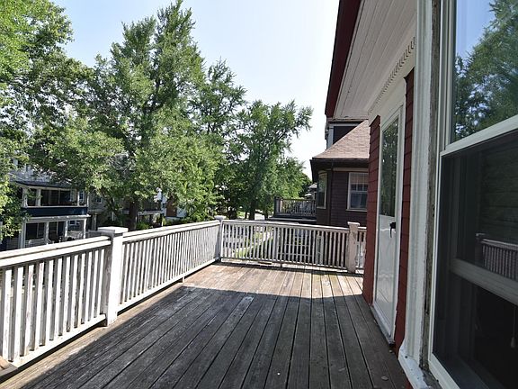 4th image of 50 Russell St #2