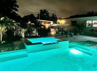 628 Pineland Ave, Belleair, FL 33756