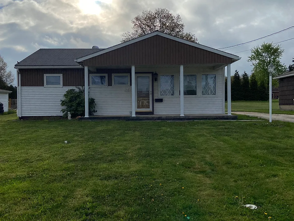 118 Clayton Dr