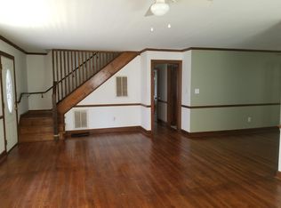 623 Research Dr, Whiteville, NC 28472
