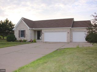 103 Kreekview Dr, Osceola, WI 54020