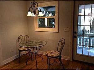 5th image of 313 Oakwood Ave