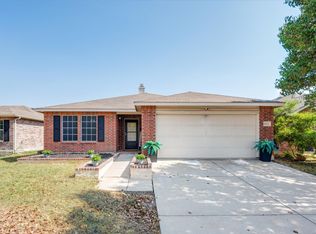 16504 Cowboy Trl, Justin, TX 76247