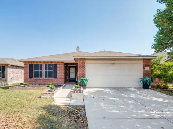 16504 Cowboy Trl, Justin, TX 76247