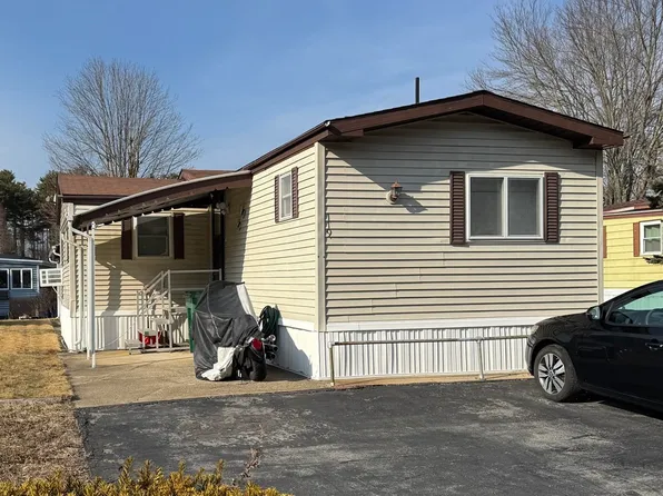 250 Mansfield Ave #119, Norton, MA 02766
