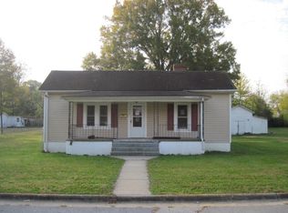 1218 Ridge Ave, Eden, NC 27288