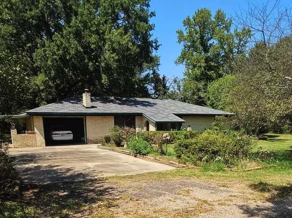 85 County Road 1435, Mount Pleasant, TX 75455