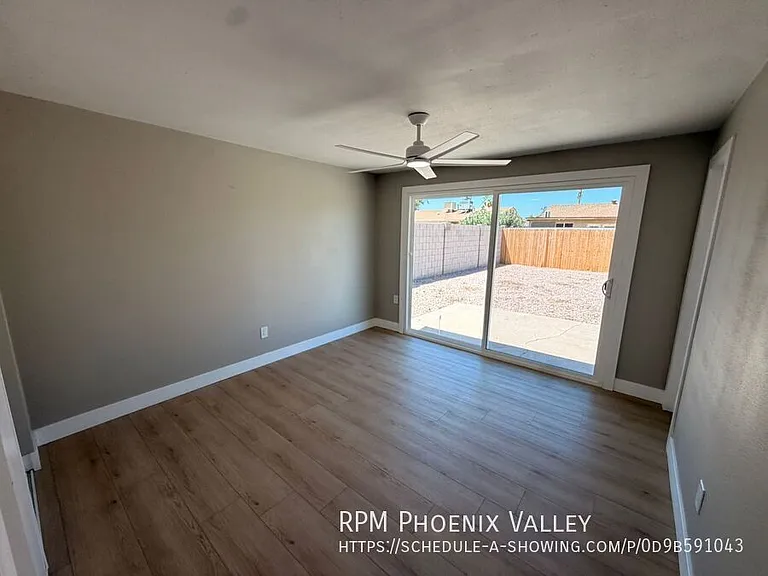 3902 E Joan De Arc Ave — Photo 18