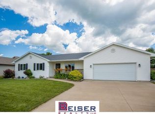 1032 Calypso Dr, Winneconne, WI 54986