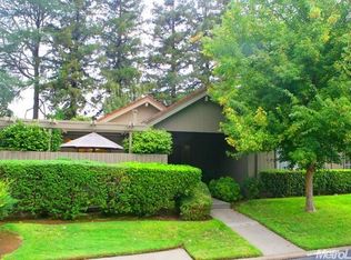 917 Commons Dr, Sacramento, CA 95825