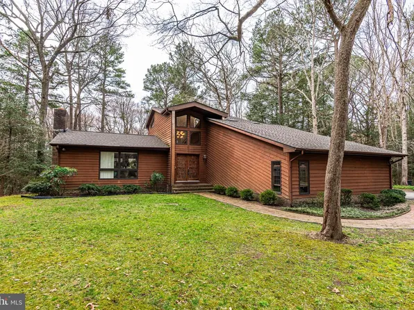 808 Friar Tuck Ln, Salisbury, MD 21804