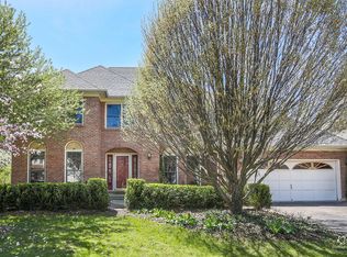 141 Nottingham Dr, Oswego, IL