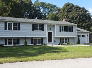 154 Fairfield Dr, North Kingstown, RI 02852