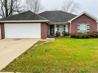 107 Yashau Creek Dr, Broken Bow, OK 74728