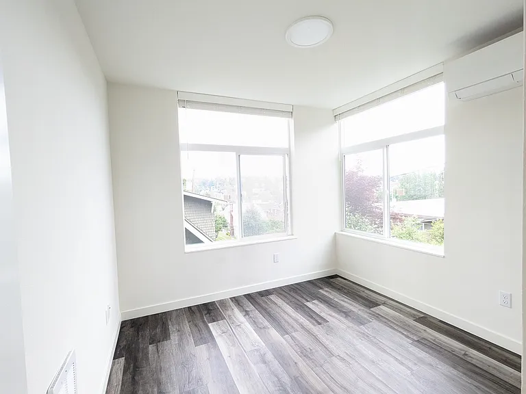 33 W Etruria St — Photo 24