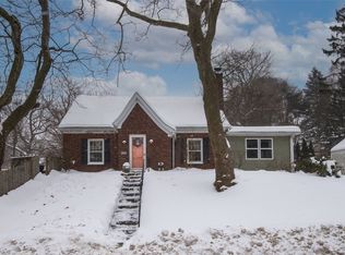 1007 Chestnut Hill Dr, Erie, PA