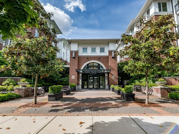 9399 Odlin Rd #237, Richmond, BC V6X 0J6