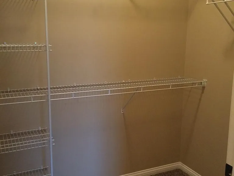 1705 E Timber Wolf Ln #B — Photo 5