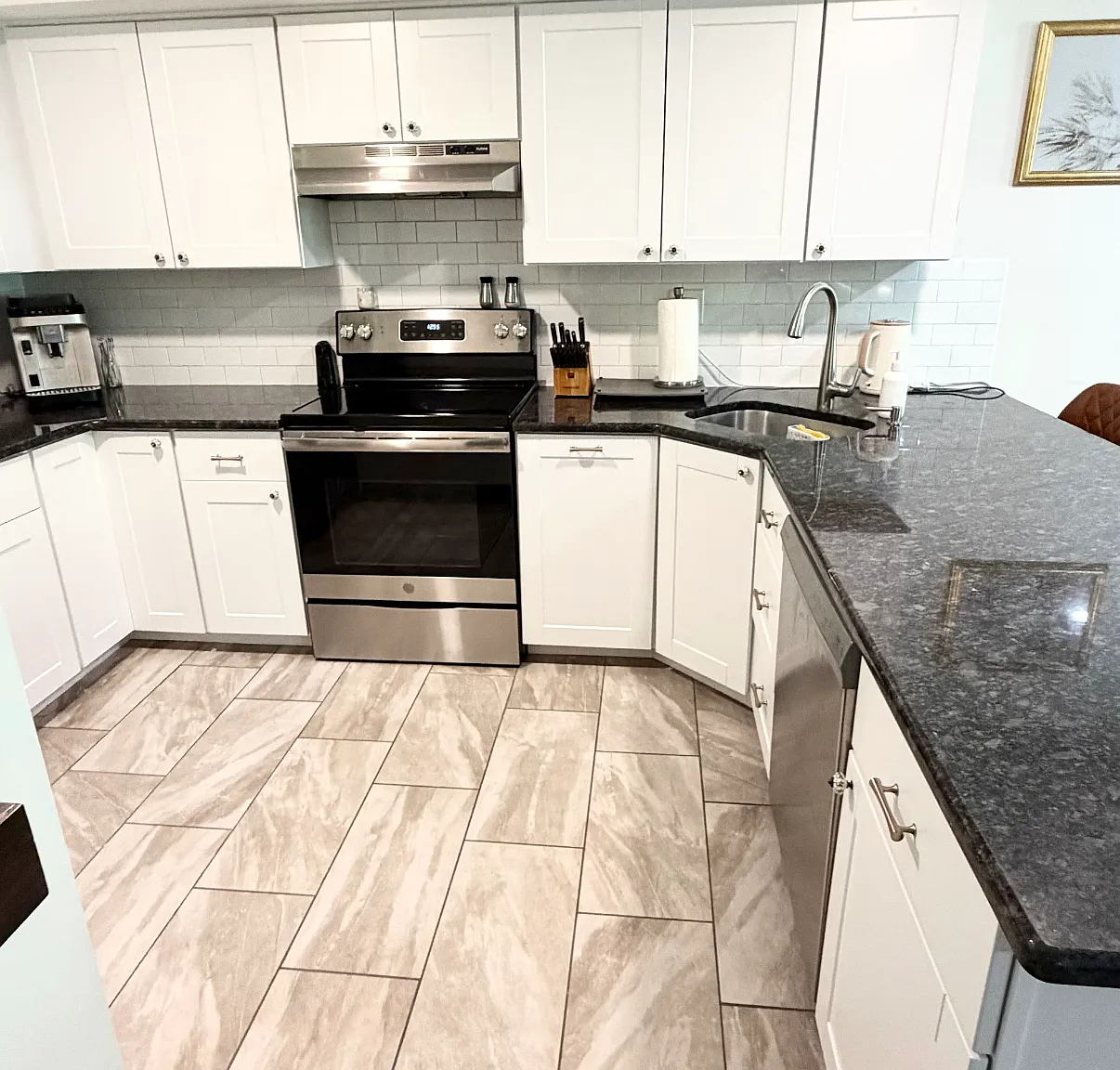 3 bed, 1850 sqft, $2,900 — Photo 3