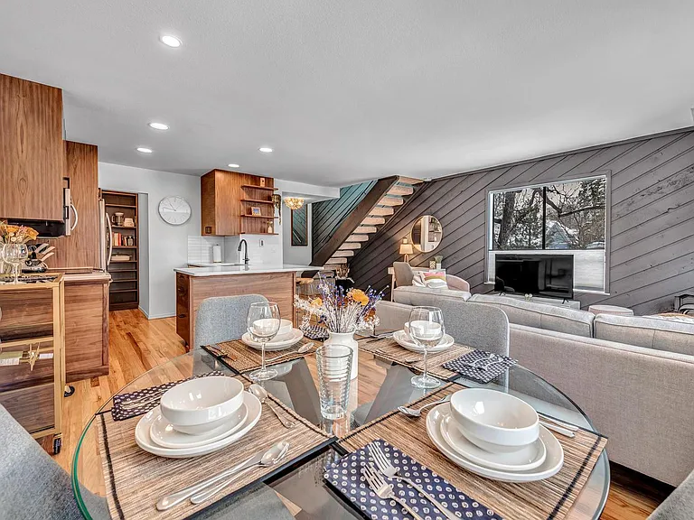 827 Maxwell Ave #A — Photo 8