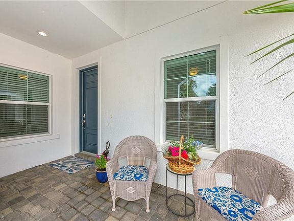 3rd image of 11660 Solano Dr