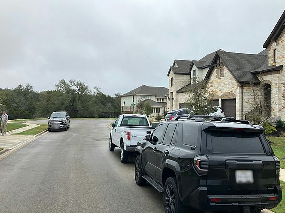 5th image of 109 Rocky River Rd