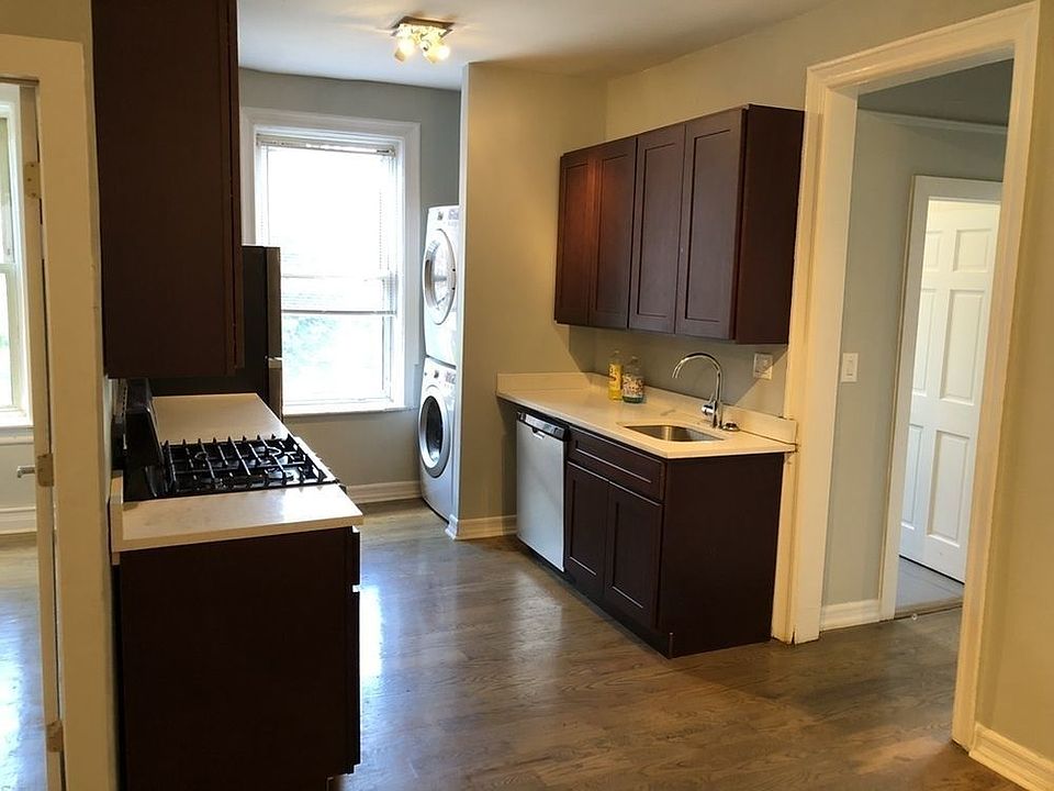 1st image of 133 Lott St #2R