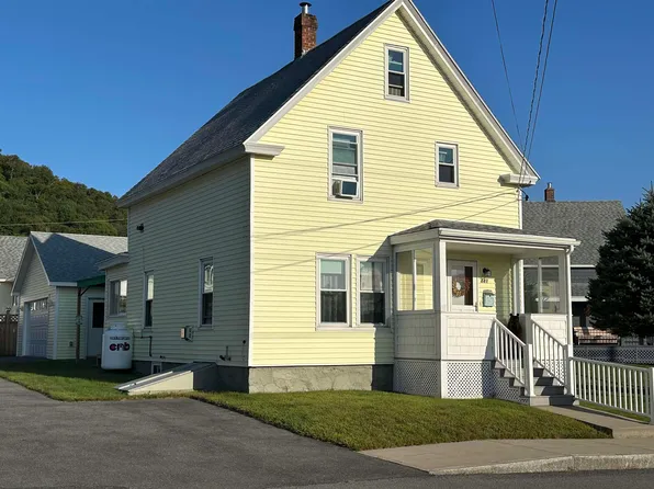 881 Fourth Avenue, Berlin, NH 03570