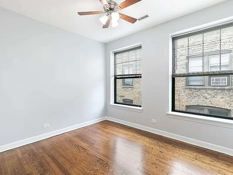 7700-7706 N Marshfield Ave #AVE;-1638-1642 — Photo 11