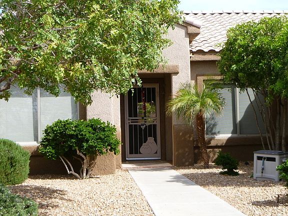 2nd image of 15866 W Goldenrod Dr