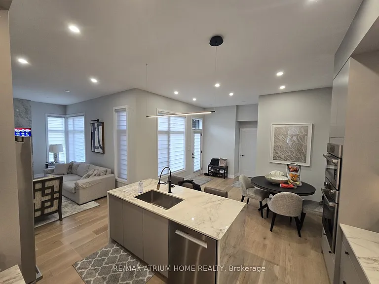 5 Norbury Cres — Photo 4