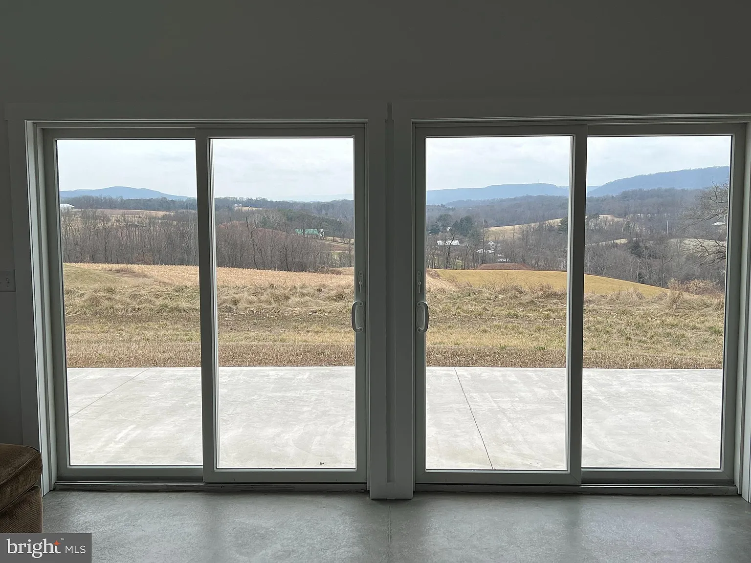 2 bed, 900 sqft, $1,515 — Photo 2