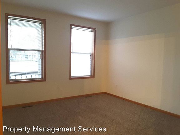 5th image of 1212 Middlebury St