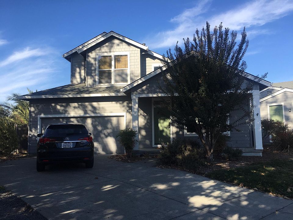1st image of 875 Holly Ln