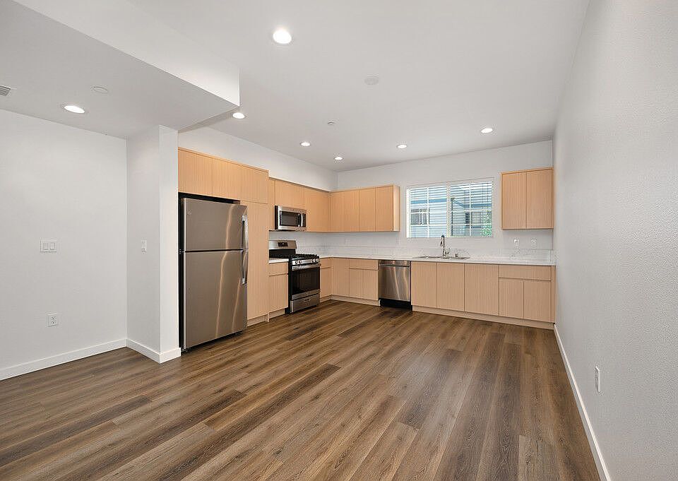 Presidio Townhomes 2726 W Lincoln Ave Anaheim CA Zillow