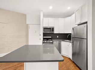 220 E 95th St APT 3A, New York, NY 10128