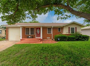 712 W Alameda St, Iowa Park, TX 76367