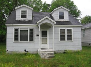 707 Adams St, Elizabeth City, NC 27909