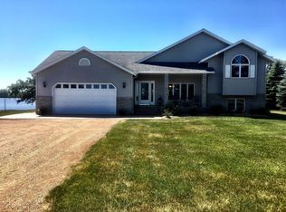45208 140th St, Donnelly, MN 56235