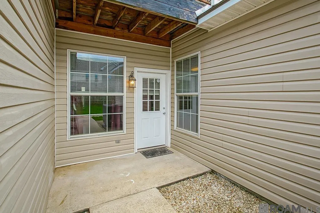 3 bed, 1663 sqft, $1,800 — Photo 3