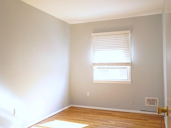 5th image of 224-11 57th Ave