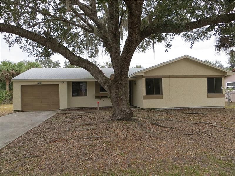 1st image of 17465 Clover Ave