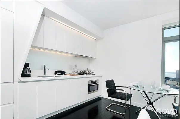 Rented by NOVO | media 76