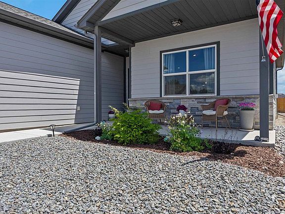 4th image of 1210 Owl Creek Avenue