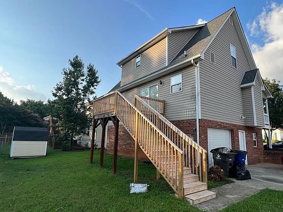 2nd image of 1700 Asherton Dr